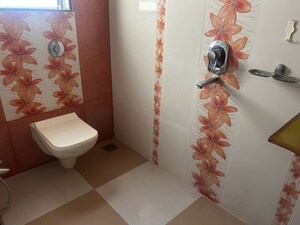 Bathroom in 4 BHK Villa at Jolly Land CHS, Chembur – for Rent