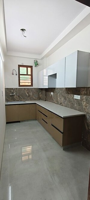 Kitchen in 3 BHK Builder Floor at Sector 22 – for Rent