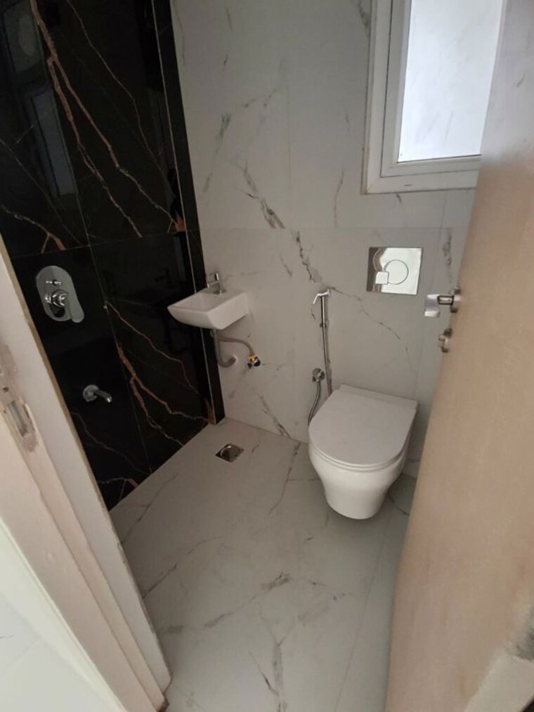 Bathroom, ruparel-sky-green 2 Bedroom 619 Sq.Ft. Apartment In Kandivali West Mumbai 10719090