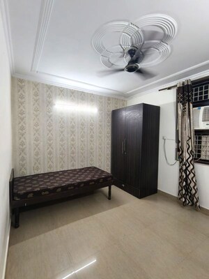 Bedroom in 1 BHK Independent House at SS 100, Sector 49 – for Rent