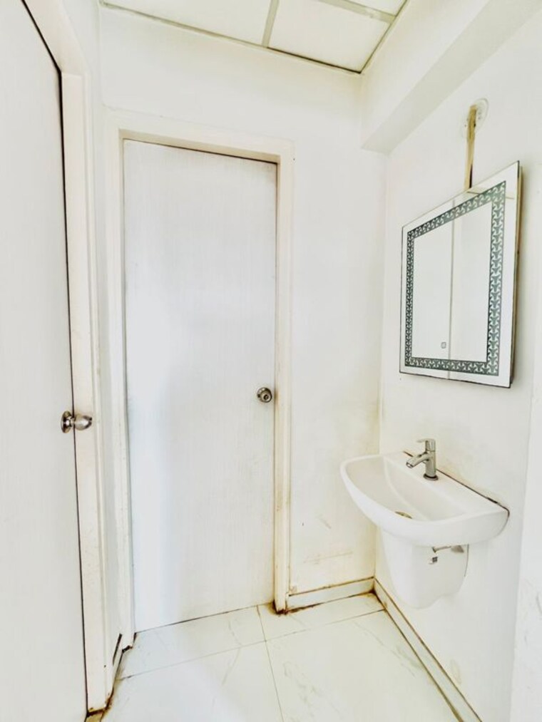 Bathroom, runwal-gardens-phase-i 1 Bedroom 353 Sq.Ft. Apartment In Dombivli East Thane 10719105