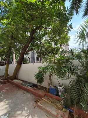 Balcony in 4 BHK Villa at Bharat Tirth CHS, Chembur – for Rent