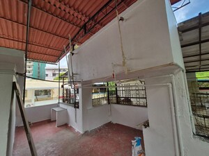 Staircase in 4 BHK Villa at Bharat Tirth CHS, Chembur – for Rent