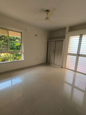Room in 3 BHK Apartment at Nyati Ethos, Undri – for Rent