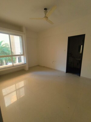 Room in 3 BHK Apartment at Nyati Ethos, Undri – for Rent