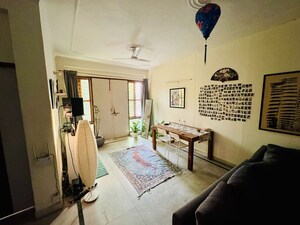 Team Area in 3 BHK Apartment at SS The Palladians, Sector 47 – for Rent