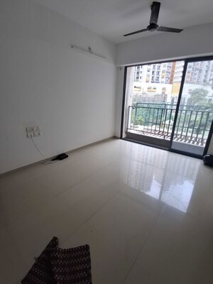 Room in 1 BHK Apartment at Shapoorji Pallonji Joyville, Virar West – for Rent