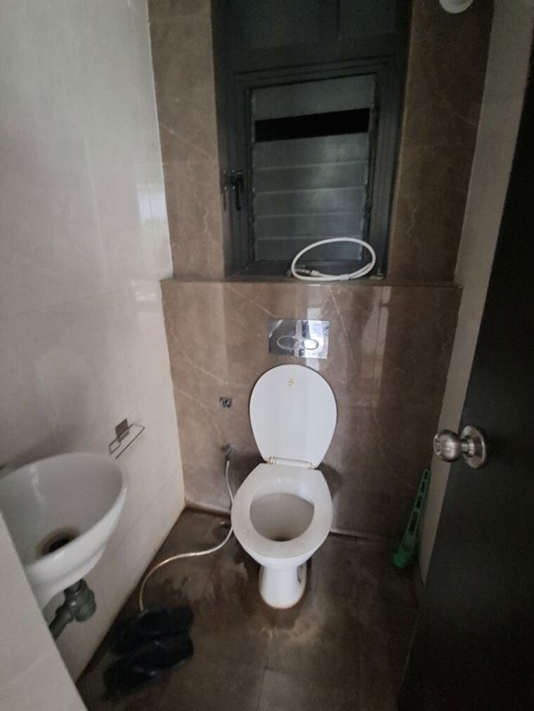 Washroom, shapoorji-pallonji-joyville 1 Bedroom 437 Sq.Ft. Apartment In Virar West Palghar 10719127