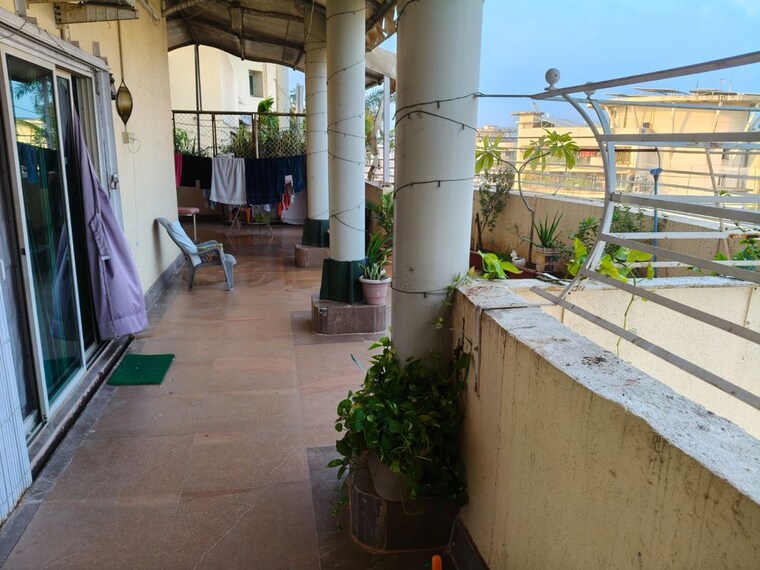 Balcony, yarrow-yucca-vinca 3 Bedroom 1444 Sq.Ft. Apartment In Chandivali Mumbai 10719134