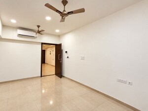 Room in 1 BHK Apartment at Mahindra Alcove, Chandivali – for Rent