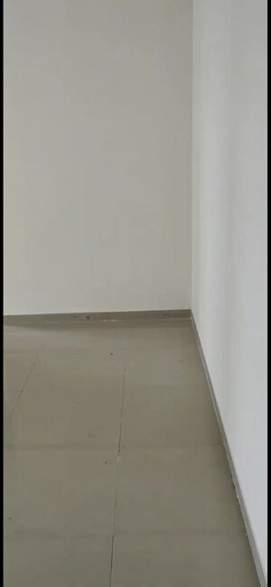 Room in 2 BHK Apartment at Shapoorji Pallonji Joyville, Virar West – for Rent