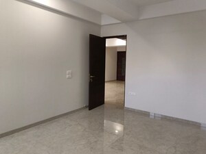 Room in 4 BHK Builder Floor at Kakatiya Hills, Jubilee Hills – for Rent