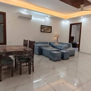 Living Room in 3 BHK Builder Floor at Sector 57 – for Rent