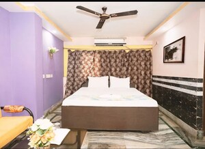 Room in 6+ BHK Villa at Airport Residency, Birati – for Rent