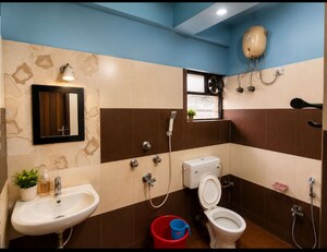 Bathroom in 6+ BHK Villa at Airport Residency, Birati – for Rent