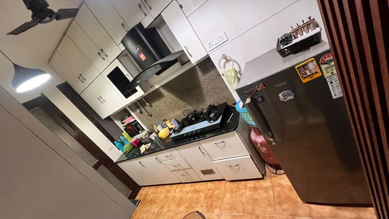 Kitchen, vipul-world-floors 2 Bedroom 1500 Sq.Ft. Builder Floor In Sector 48 Gurgaon 10719246