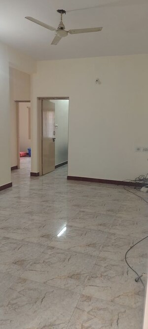 2 BHK Builder Floor For Rent in Jeevan Bima Nagar