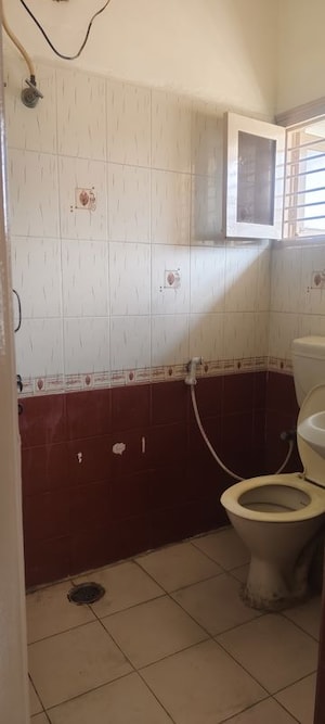 Bathroom in 2 BHK Builder Floor at Jeevan Bima Nagar – for Rent