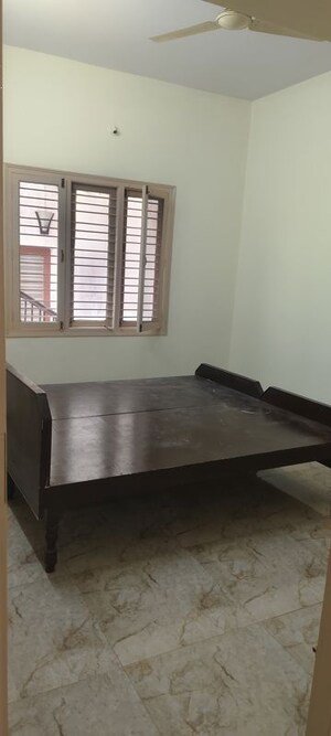 Bedroom in 2 BHK Builder Floor at Jeevan Bima Nagar – for Rent