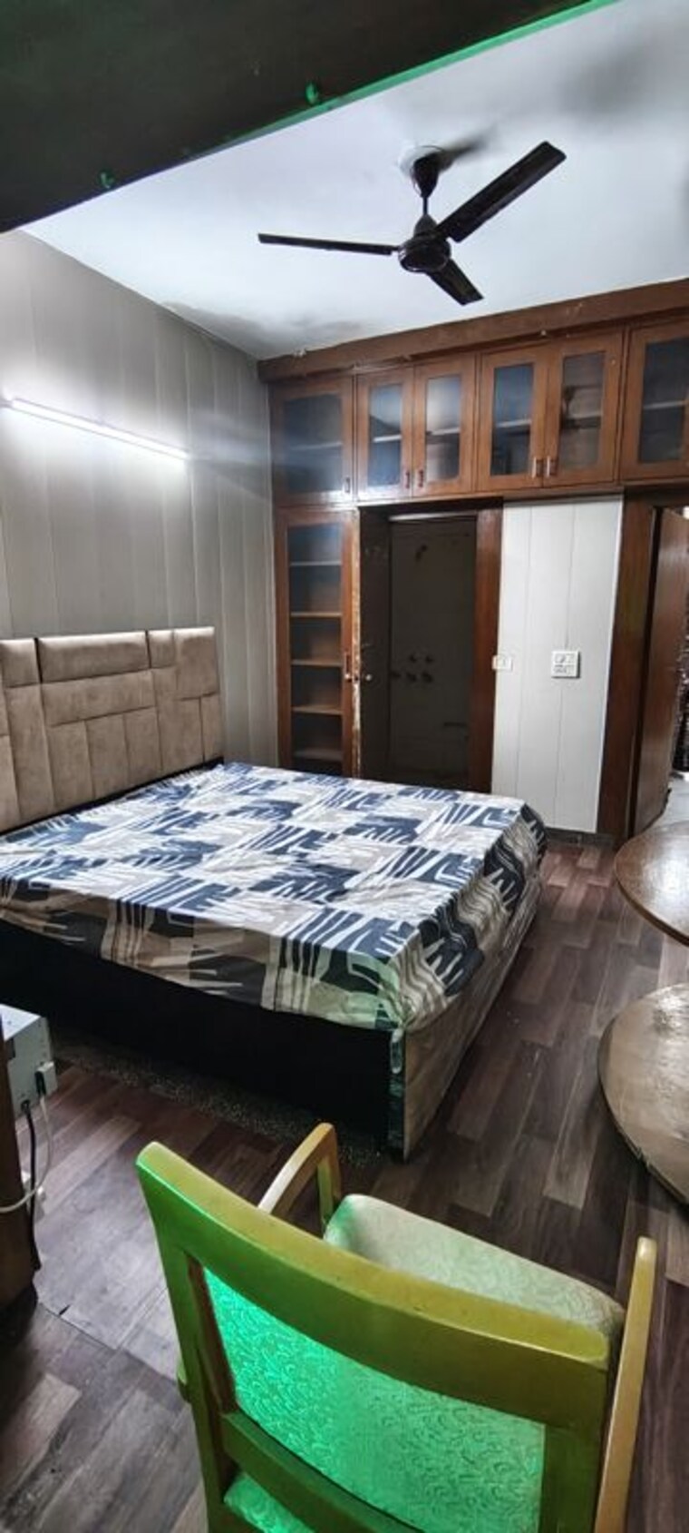 Bedroom, omaxe-designer-villas-mayfield-garden 3 Bedroom 2200 Sq.Ft. Builder Floor In Sector 51 Gurgaon 10719257