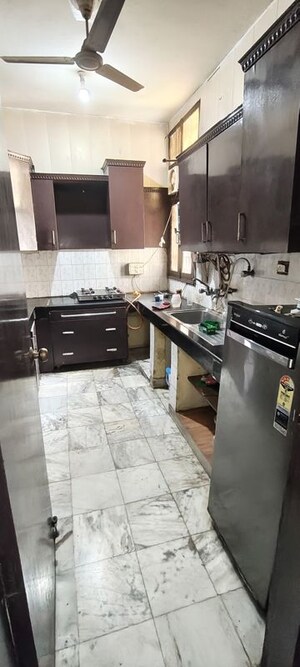 Kitchen in 3 BHK Builder Floor at Omaxe Designer Villas Mayfield Garden, Sector 51 – for Rent