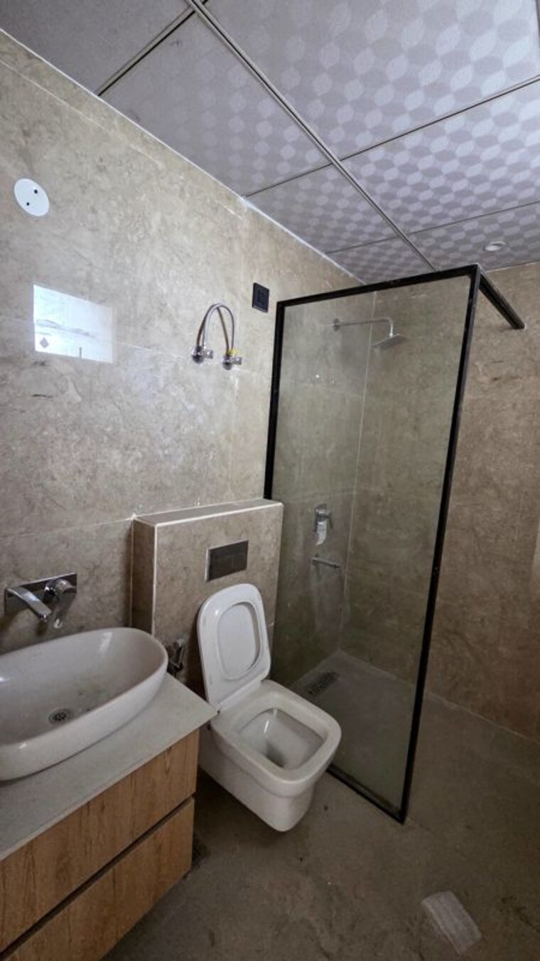 Bathroom, the-ananta-aspire 3 Bedroom 1843 Sq.Ft. Apartment In Utrathiya Zirakpur 10719285
