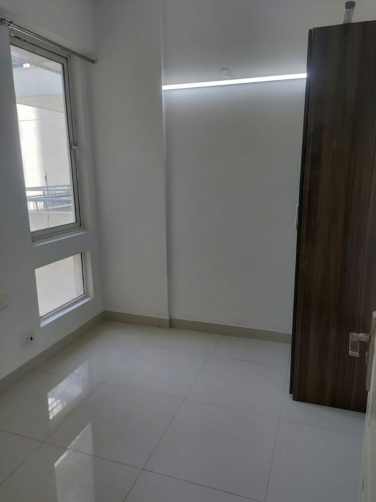 Room, pyramid-altia 1 Bedroom 396 Sq.Ft. Apartment In Sector 70 Gurgaon 10719303