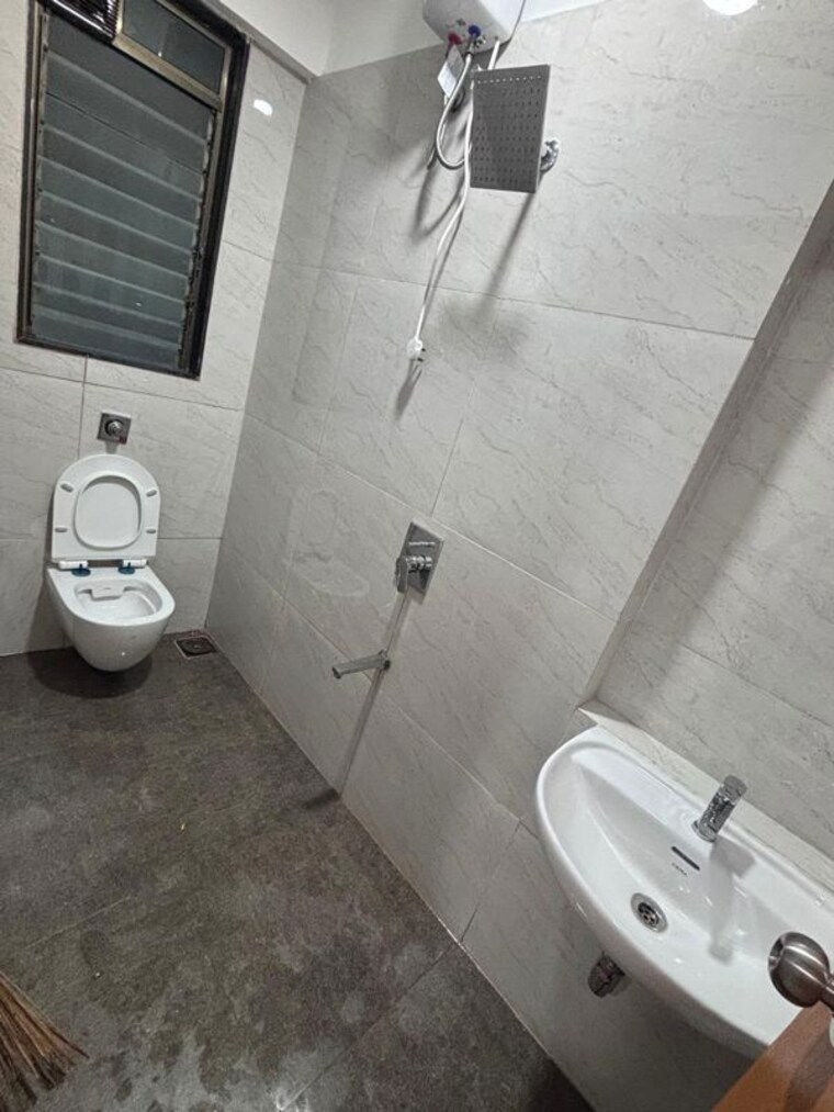 Attached Bathroom, sheth-auris-serenity-tower-2 2 Bedroom 805 Sq.Ft. Apartment In Malad West Mumbai 10719318