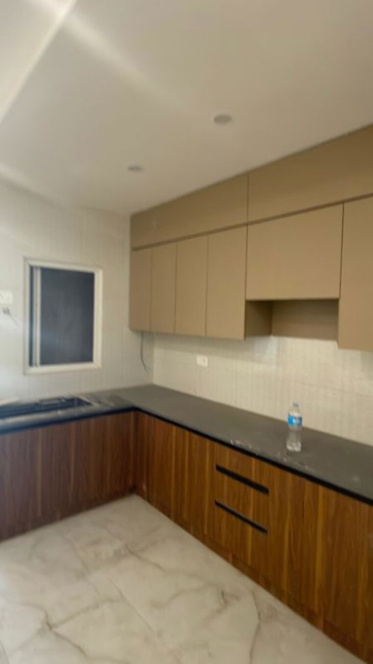 Kitchen, ultima-107 3 Bedroom 1800 Sq.Ft. Builder Floor In Sector 104 Noida 10719300