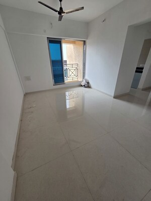 2 BHK Apartment For Rent in Cosmos Habitat, Majiwada
