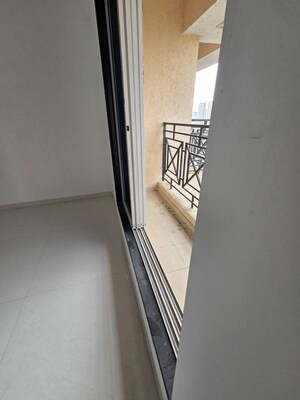 Furnished Amenities in 2 BHK Apartment at Cosmos Habitat, Majiwada – for Rent