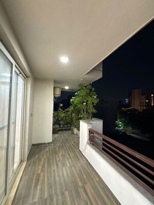 Balcony in 4 BHK Builder Floor at SS Mayfield Gardens, Sector 51 – for Rent