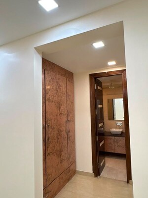 Room in 4 BHK Builder Floor at SS Mayfield Gardens, Sector 51 – for Rent