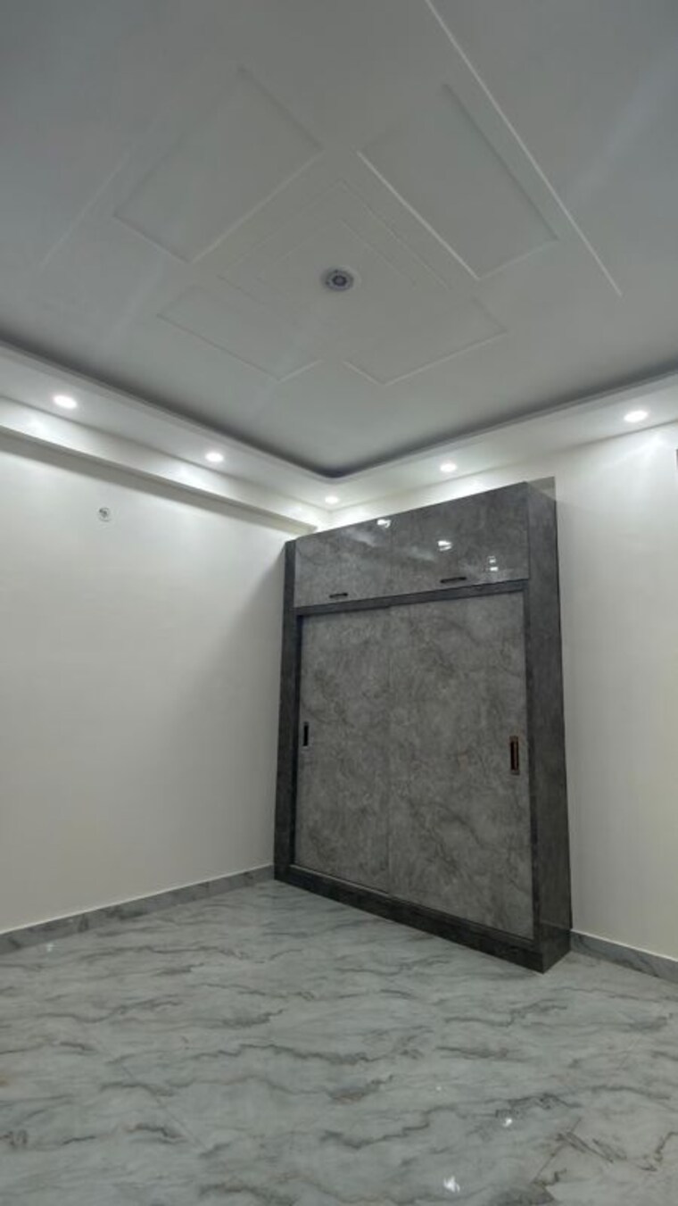 Room, villa-vegas-royal-residency 3 Bedroom 1700 Sq.Ft. Builder Floor In Sector 104 Noida 10719320