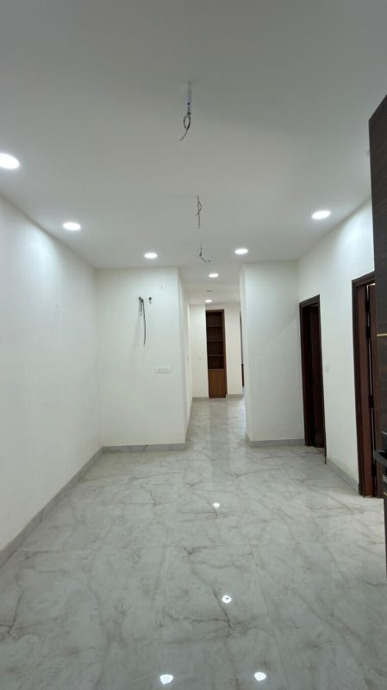 Room, villa-vegas-royal-residency 3 Bedroom 1700 Sq.Ft. Builder Floor In Sector 104 Noida 10719320