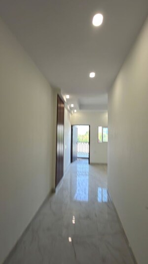 Building Lobby in 3 BHK Builder Floor at Villa Vegas Royal Residency, Sector 104 – for Sale