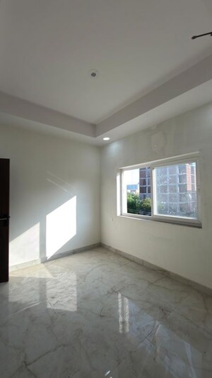 Room in 3 BHK Builder Floor at Villa Vegas Royal Residency, Sector 104 – for Sale