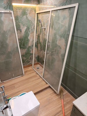 Furnished Amenities in 4 BHK Builder Floor at Tagore Park – for Sale