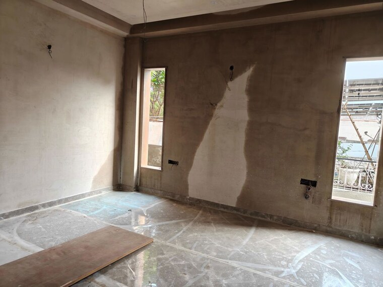 Room, model town 5 Bedroom 4050 Sq.Ft. Builder Floor In Model Town Delhi 10719366