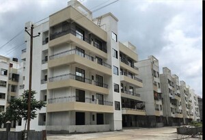  Apartment For Sale in Khativali