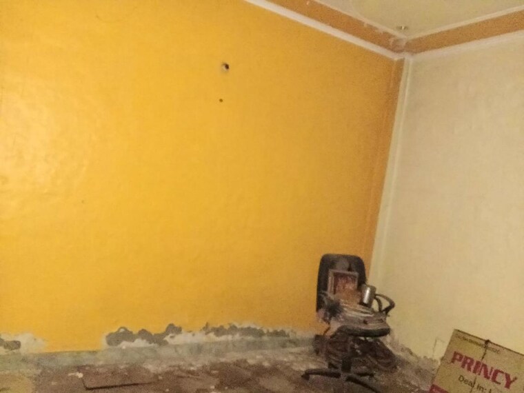 Room, govindpuram  60 Sq.Mt. Apartment In Govindpuram Ghaziabad 10719423