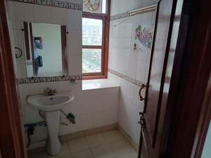 Bathroom in 3.5 BHK Apartment at Mayur Vihar – for Sale