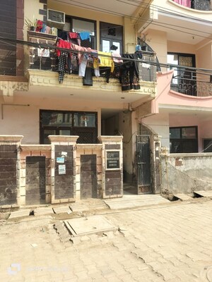  Apartment For Sale in Loni