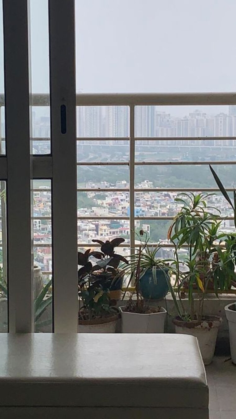 Balcony, 3c-lotus-boulevard 3 Bedroom 1398 Sq.Ft. Apartment In Sector 100 Noida 10719493
