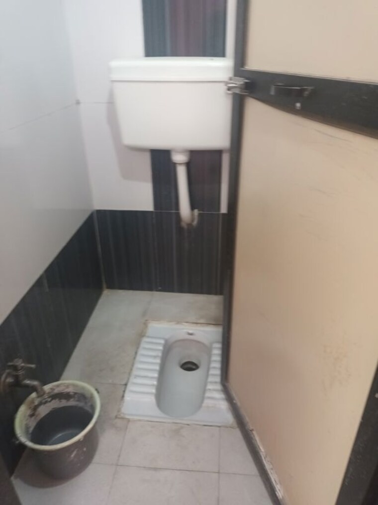 Bathroom, krishna-vihar 1 Bedroom 700 Sq.Ft. Apartment In Ghansoli Navi Mumbai 10719545