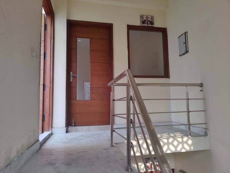undefined, jaypee-kensington-park-apartments 6+ Bedroom 153 Sq.Yd. Independent House In Sector 133 Noida 10719514