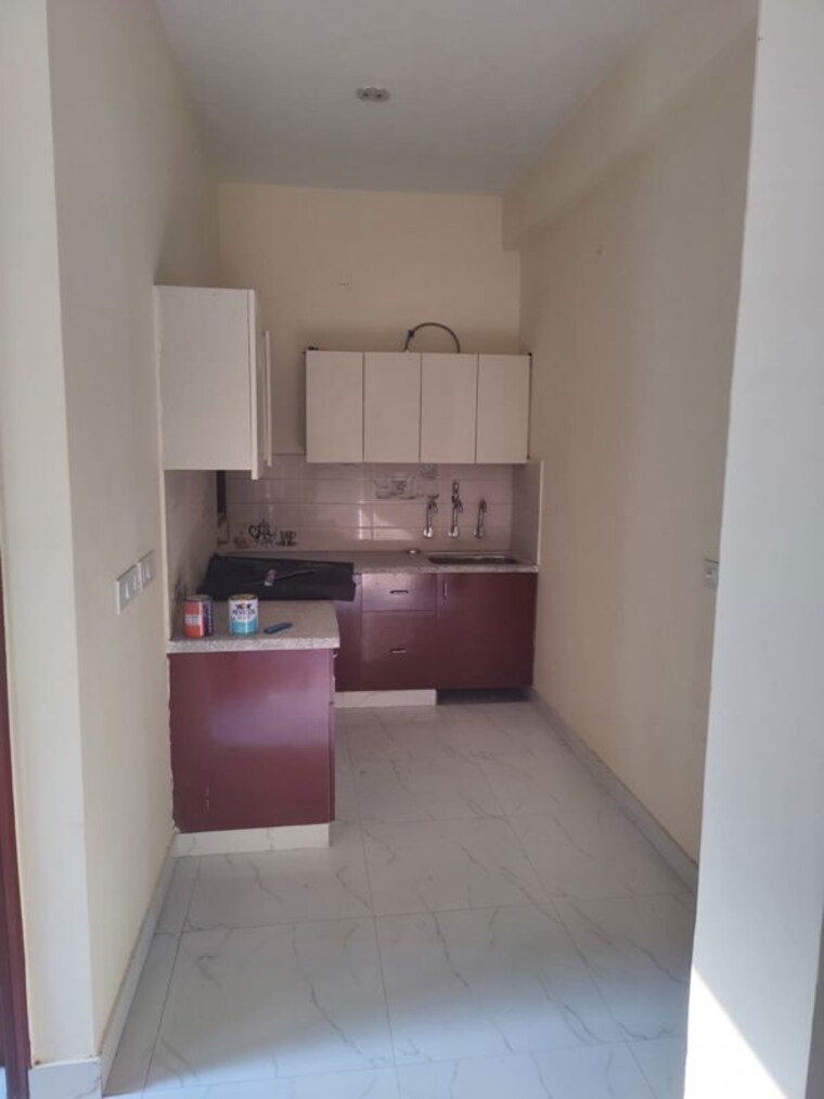 Kitchen, jaypee-kensington-park-apartments 6+ Bedroom 153 Sq.Yd. Independent House In Sector 133 Noida 10719514