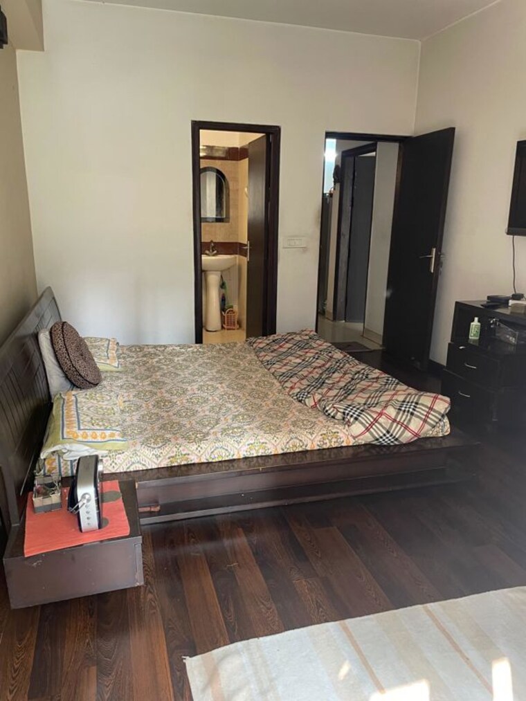 Bedroom, ajnara-grand-heritage 3 Bedroom 1395 Sq.Ft. Apartment In Sector 74 Noida 10719551
