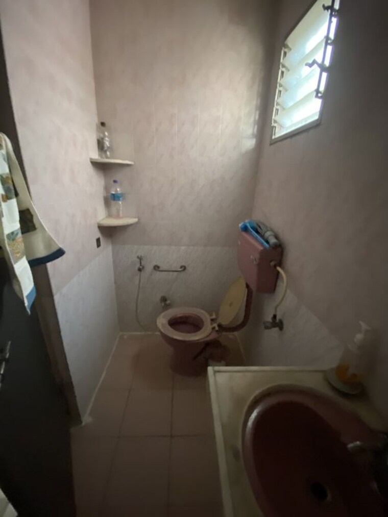Attached Bathroom, panchawati 3.5 Bedroom 2500 Sq.Ft. Villa In Panchawati Pune 10719571