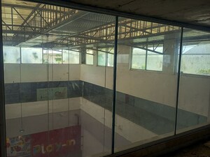  Shop – Exterior View View at Machala - for Sale